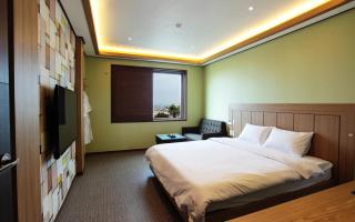 Hotel W Topdong - Jeju - 8