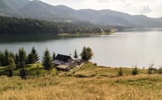 Traditional Casa Pescarului langa lac cu ponton - Colibiţa - 7