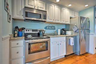 Maushop Village Getaway with Private Beach Access! - Mashpee - 2