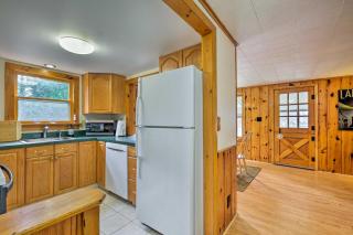 Picturesque Cottage with Sunroom on Ashmere Lake! - Hinsdale - 2