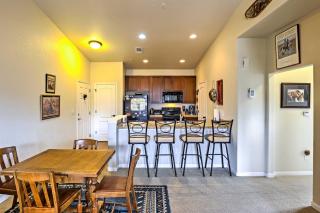 18 Mi to Winter Park Granby Condo with Covered Deck - Granby - 4