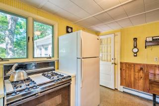 Cape Cod House with Grill and Yard - Drive to Beach! - 3