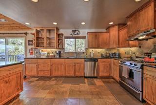 Hot Tub, Game Room and 2 Decks Luxe Big Bear Home - 1