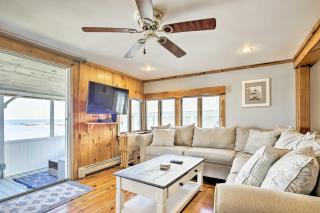 Oceanfront Cape Cod Home with Porch, Yard and Grill! - Marshfield - 7