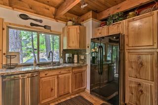 10 Mi to Ski Slopes South Lake Tahoe Home - South Lake Tahoe - 2