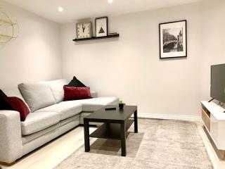 Stylish Cambridge Pad - 5