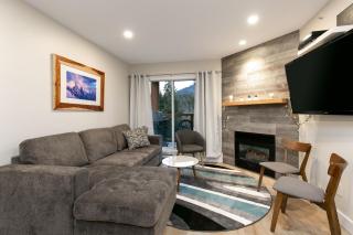 Glaciers Reach by Allseason Vacation Rentals - Whistler - 4