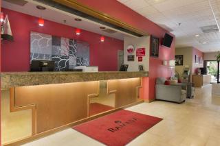 Ramada by Wyndham Raleigh - Raleigh - 9