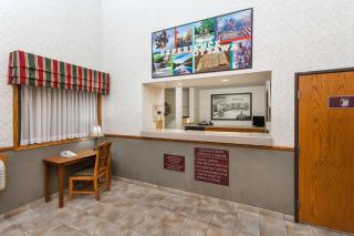 Super 8 by Wyndham Ottawa Starved Rock - Ottawa - 5