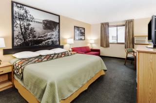 Super 8 by Wyndham Ottawa Starved Rock - Ottawa - 1