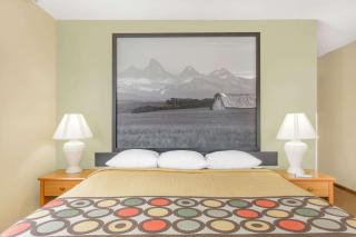 Super 8 by Wyndham Driggs - 2