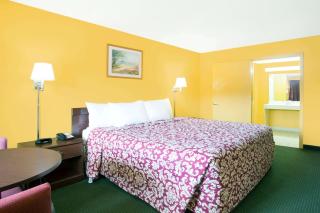 Days Inn by Wyndham Camilla - Camilla - 4