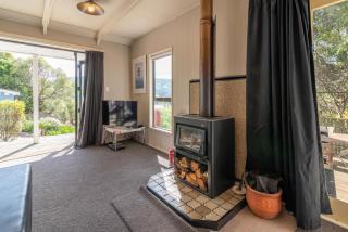 Little Hill Top Hilton - Akaroa Holiday Home - Akaroa - 6