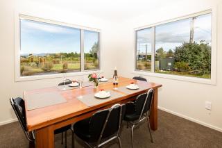 Poppa Pete's - Te Anau Holiday Home - Te Anau - 4