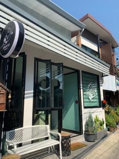 Youniverse Homestay - Chiang Mai - 8