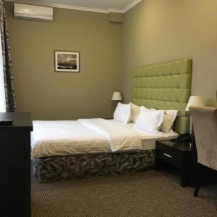Bontiak Hotel - Kyiv - 8