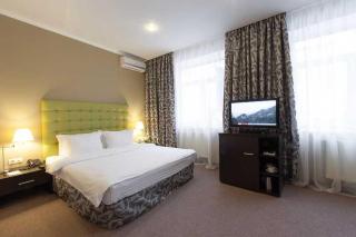 Bontiak Hotel - Kyiv - 4