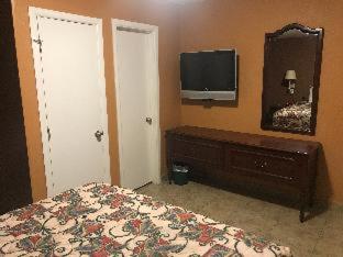New Corral Motel - Victorville - 8