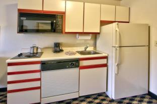 MCM Elegante Suites - 6
