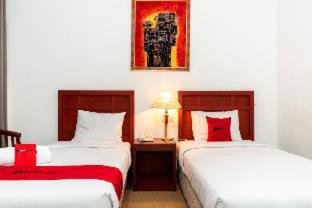 RedDoorz Plus Syariah near Java Supermall Semarang 2 - Semarang - 7