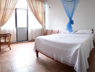 Majestic Tourist Hotel - Kandy - 8