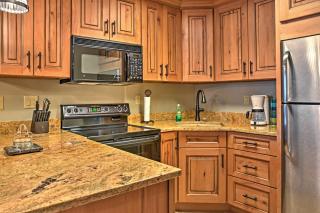 Eagles Nest Crested Butte Townhome with Mtn Views - 2