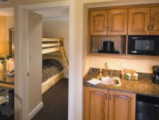 Eden Resort and Suites, BW Premier Collection - Lancaster - 1