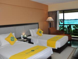 Batam View Beach Resort - 4