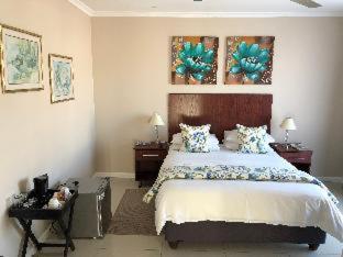 Le Blue Guesthouse - Port Elizabeth - 2