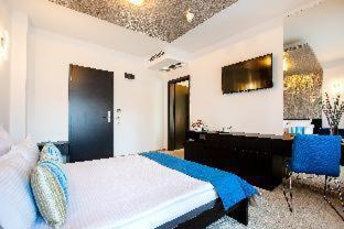 Hotel Duke Romana City Center - 3