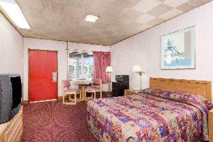 Knights Inn Galax - 5