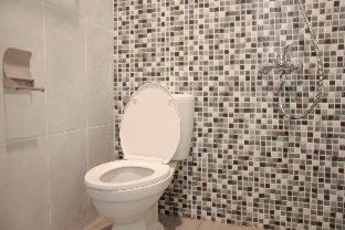 RedDoorz Plus near UNIMED Medan - Medan - 4