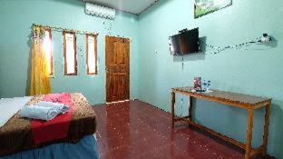 RedDoorz near Mangrove Forest Kupang - Kupang - 7