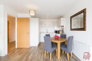Modern Birmingham City Apartments Secure Gated Parking - Birmingham - 7