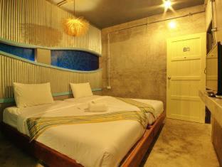 Seabox Khaolak Hostel - Khao Lak - 3