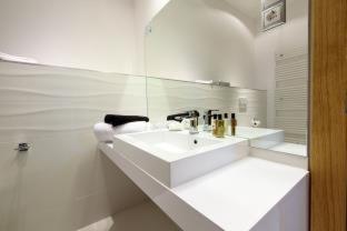 Karoly Corner Residences - 6