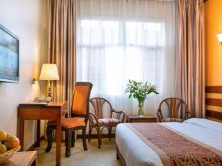 Eastland Hotel - 9