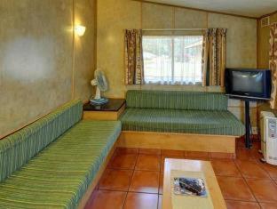 Merry Pebbles Resort - Sabie - 7