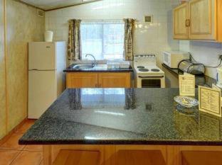 Merry Pebbles Resort - 5