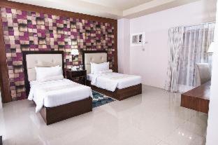 Sierra Hotel - 3