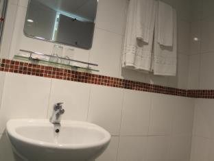 The Imperial Hotel - 8
