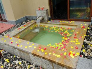 ZhongAo Hotel Shimei Bay - Wanning - 1