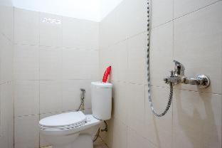 RedDoorz near Living Plaza Purwokerto - Purwokerto - 3