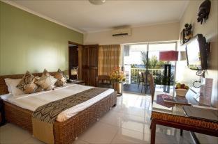 Heritage Park Hotel - Honiara - 9
