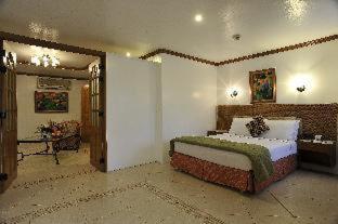 The Golden Pine Hotel - Baguio - 9