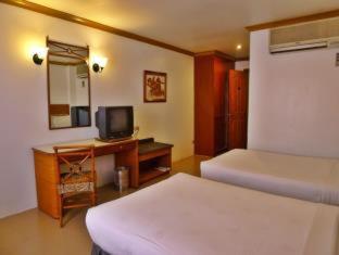 The Golden Pine Hotel - Baguio - 5