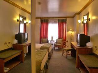 The Golden Pine Hotel - Baguio - 3