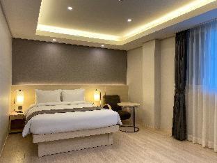 New Donghae Tourist Hotel - Donghae - 4