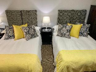 Rabbit Hole Hotel - Krugersdorp - 7