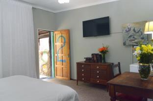Rabbit Hole Hotel - Krugersdorp - 4